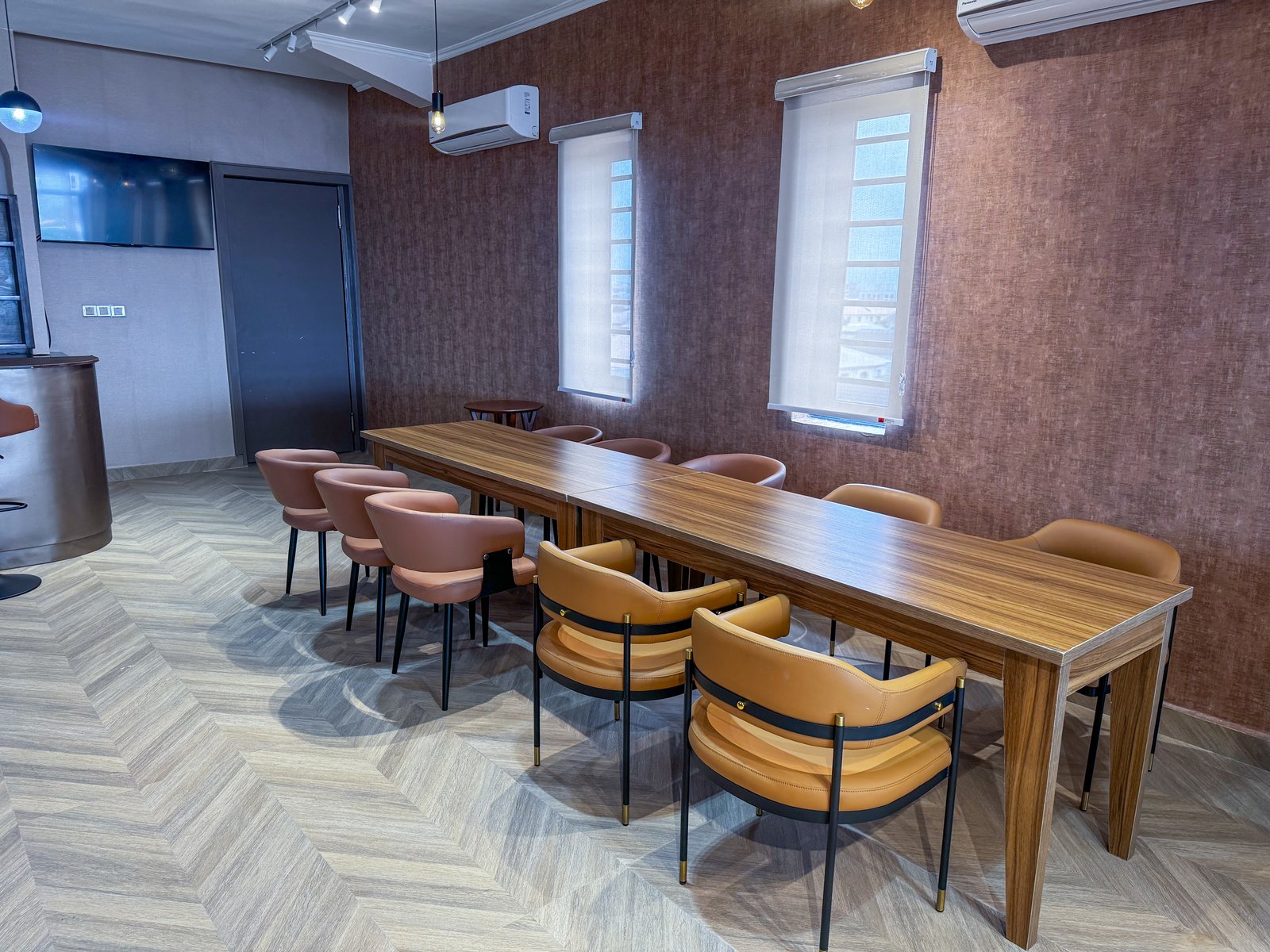 The Club Lounge — Executive Dining & Gathering